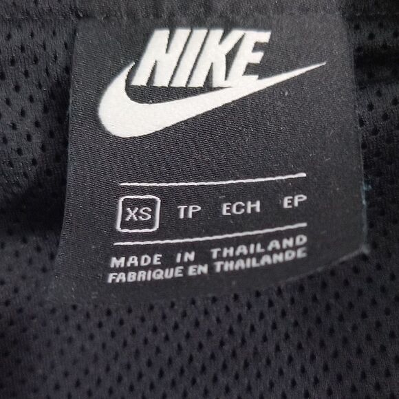 Nike Jacket Women's - Picture 3 of 7